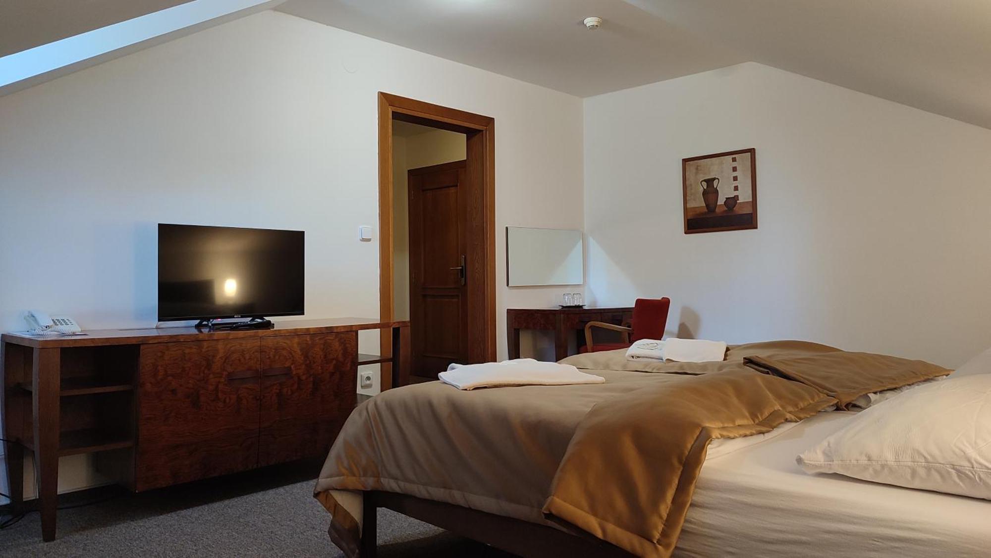 Hotel Vion Zlaté Moravce المظهر الخارجي الصورة