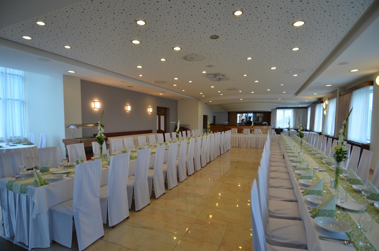 Hotel Vion Zlaté Moravce المظهر الخارجي الصورة